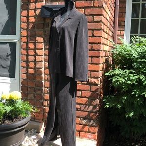 Jones New York suit size 16